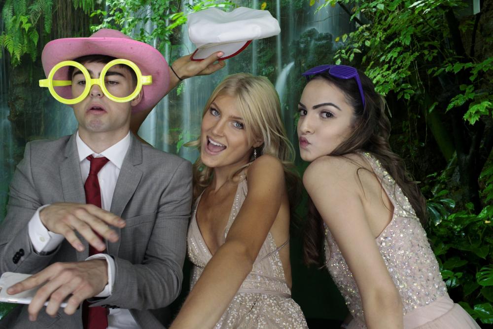 Silvermere Notre Dame  | View more photos from the event at gallery.myphotoboothexperience.co.uk/u/MyPhotoBoothExperienceLtd/Silvermere-Notre-Dame